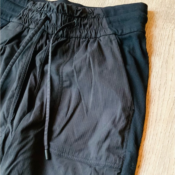Lululemon Athletica Black Jogger Pants (No Size Tag/XXS/0/2) - Picture 6 of 15